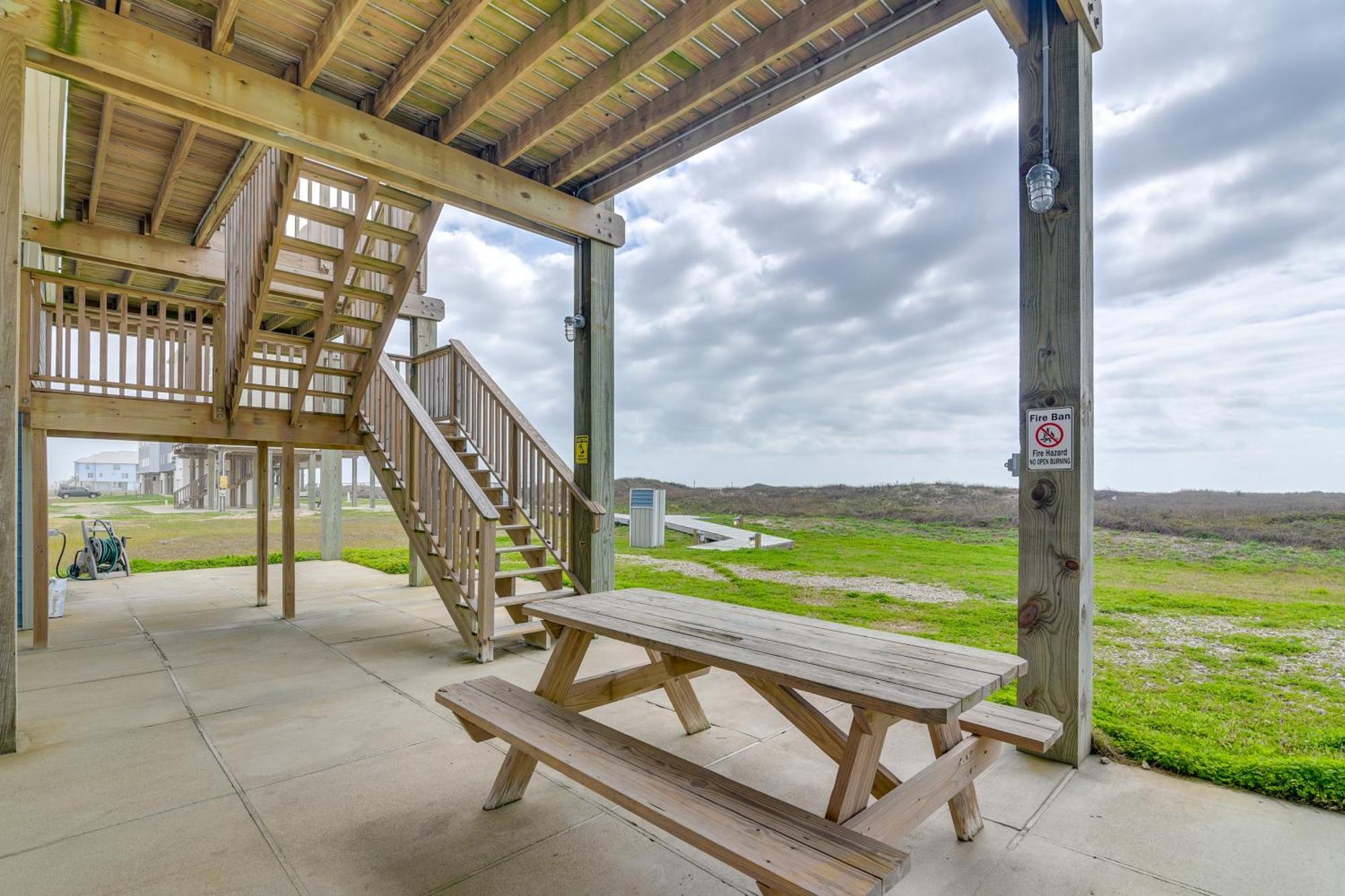 Ocean-View Surfside Home With Boardwalk To Beach! Surfside Beach Exterior foto